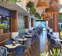 Hanging-Baskets give the finishing 'green-touch' to an excellent tavern makeover...