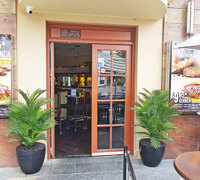 Eye-catching Colour for eatery in busy Tourist Strip...