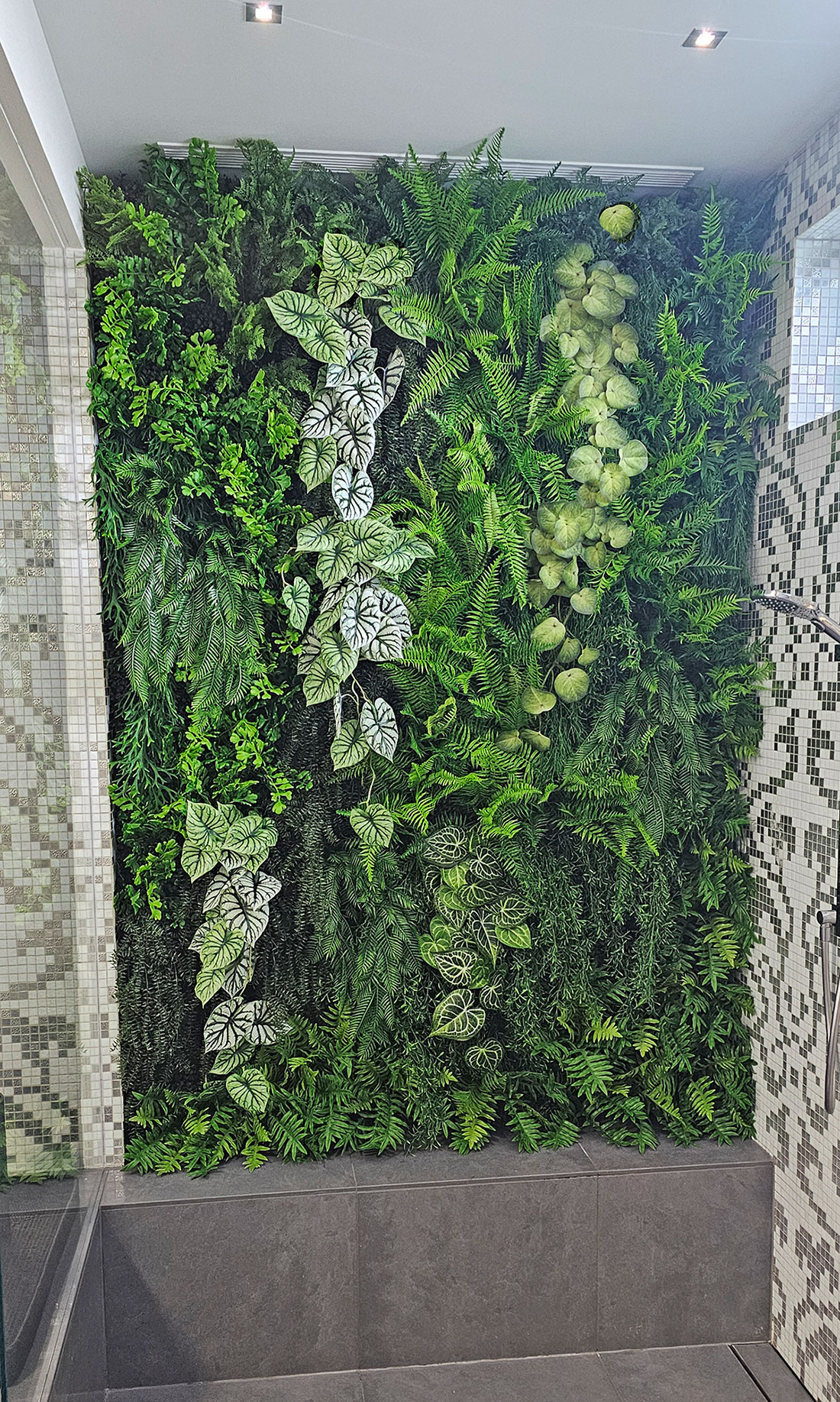 Bathroom green-wall for rain-forest feel