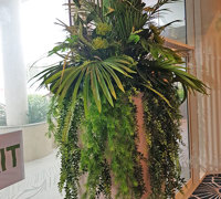 GREEN is the new BLACK!!- mixed Greenery as Floral Art...