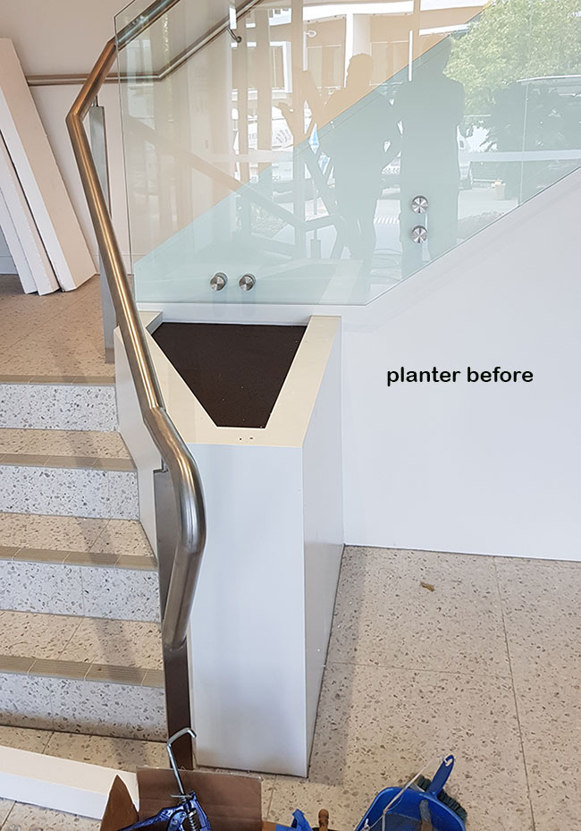 Retro-design Office planters get matching plants